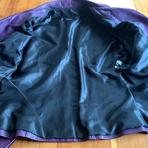 Purple leather jacket - Picture 6 of 7